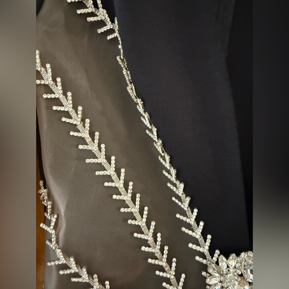 BLITHE DRESS - Picture 4 of 9